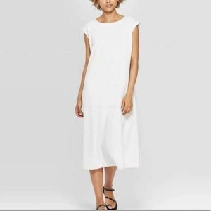 Chic, Cap-Sleeved Midi, M